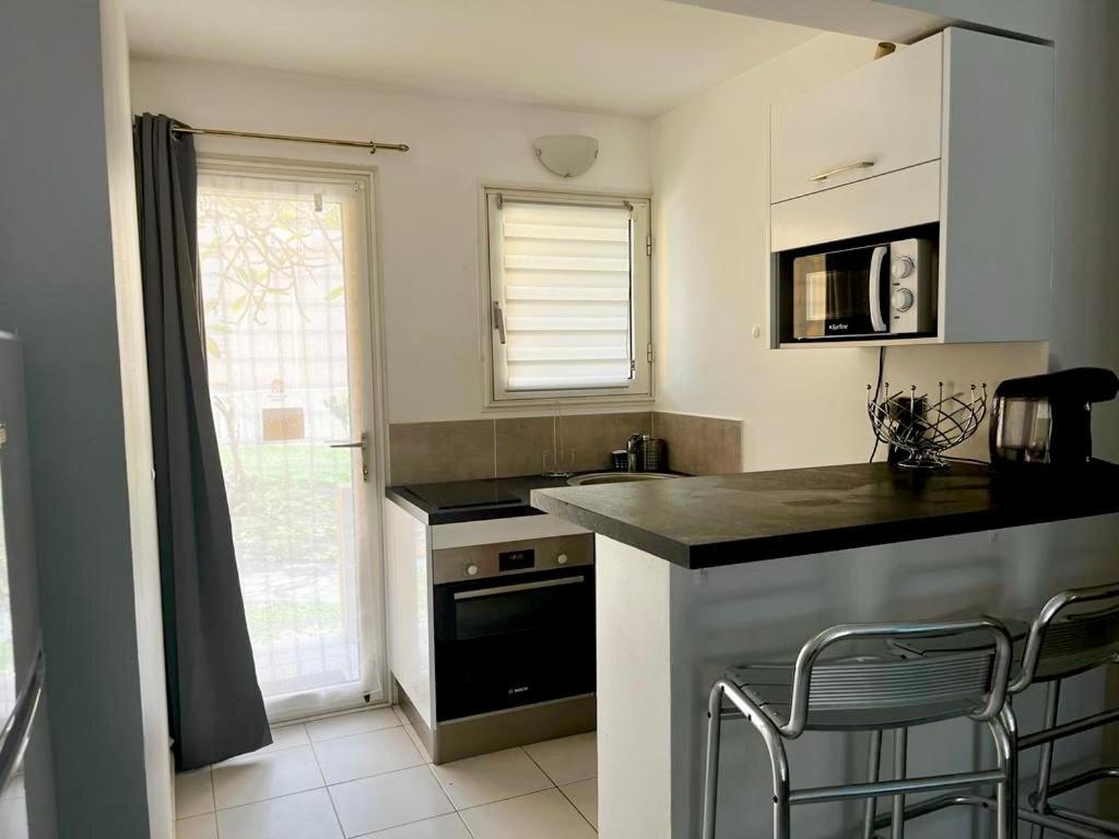 Studio - Residence Avec Piscine Sainte-Anne Kültér fotó