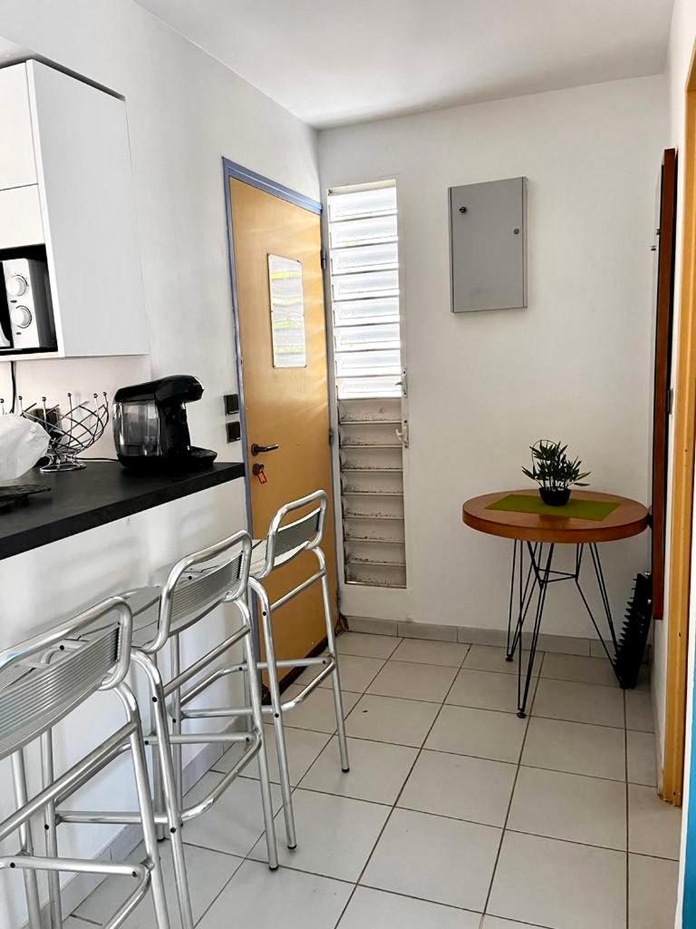 Studio - Residence Avec Piscine Sainte-Anne Kültér fotó